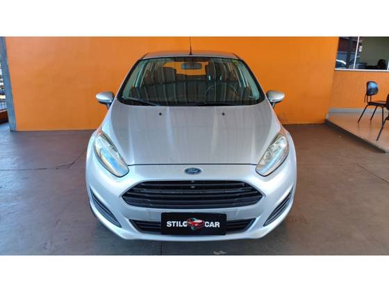 FORD FIESTA 1.5 S HATCH 16V FLEX 4P MANUAL FORD FIESTA 1.5 S HATCH 16V FLEX 4P MANUAL
